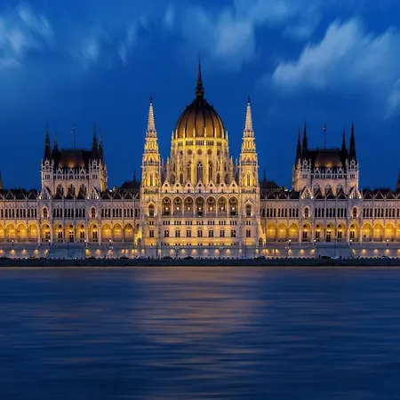 Heart Of The City, Entire Very Big * Budapest