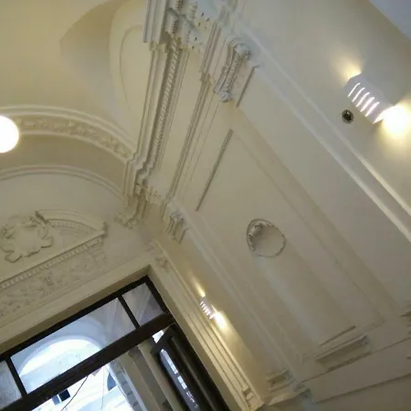 Heart Of The City, Entire Very Big Apartment Budapest